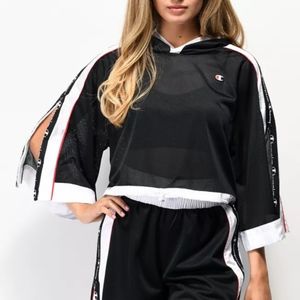 🔥 Champion Mesh Black Crop Hoodie 🔥